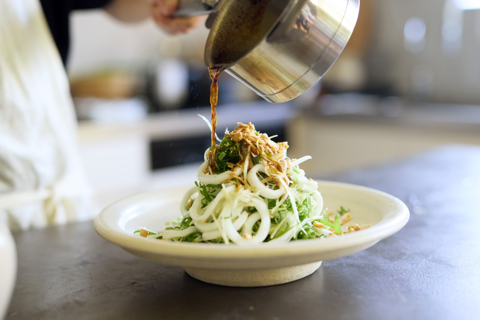 甘みとうま味がしっかりあるお酢は、料理を底上げしてくれる頼もしい